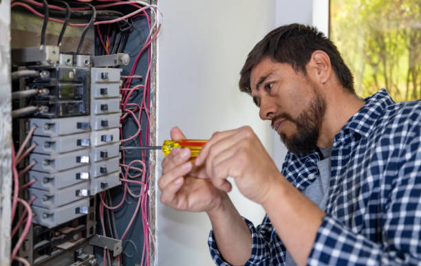 Best Local Electrician Companies  in Moraga, CA